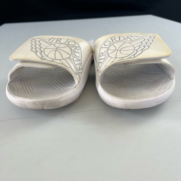 Jordan hydro 7 slides - Picture 2 of 7